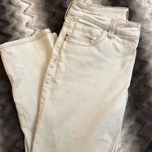 Light denim So Slimming line. Chico sz 1.5.